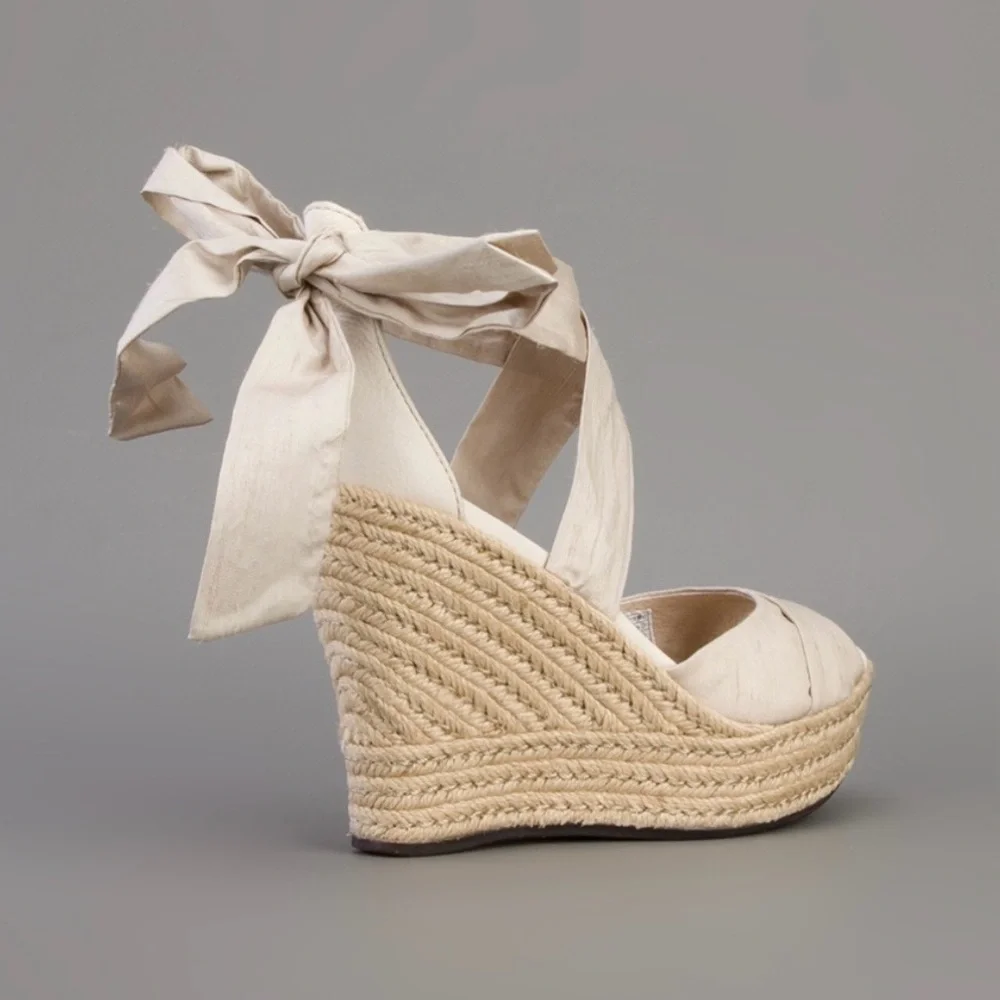 UGG Women's Metallic Lucianna Wedge Sandal Size 8
